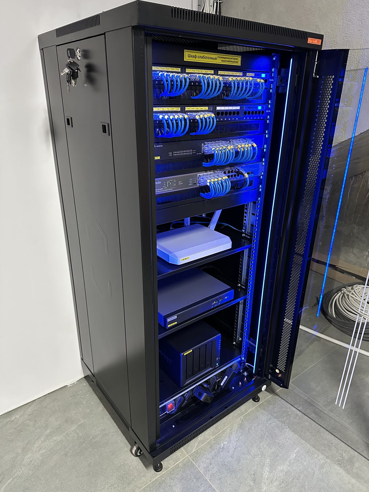 Rack e cabeamento estruturado